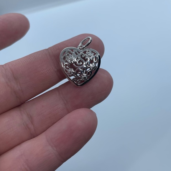 Sterling Silver Flowered Heart Filigree Necklace - Picture 3 of 5